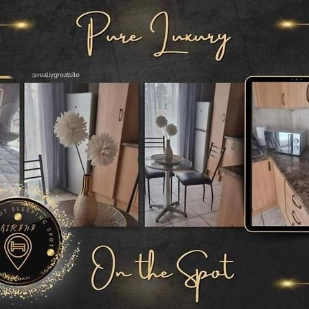 Funky Dot Sleeping Spot Apartment เคมป์ตัน พาร์ค ภายนอก รูปภาพ
